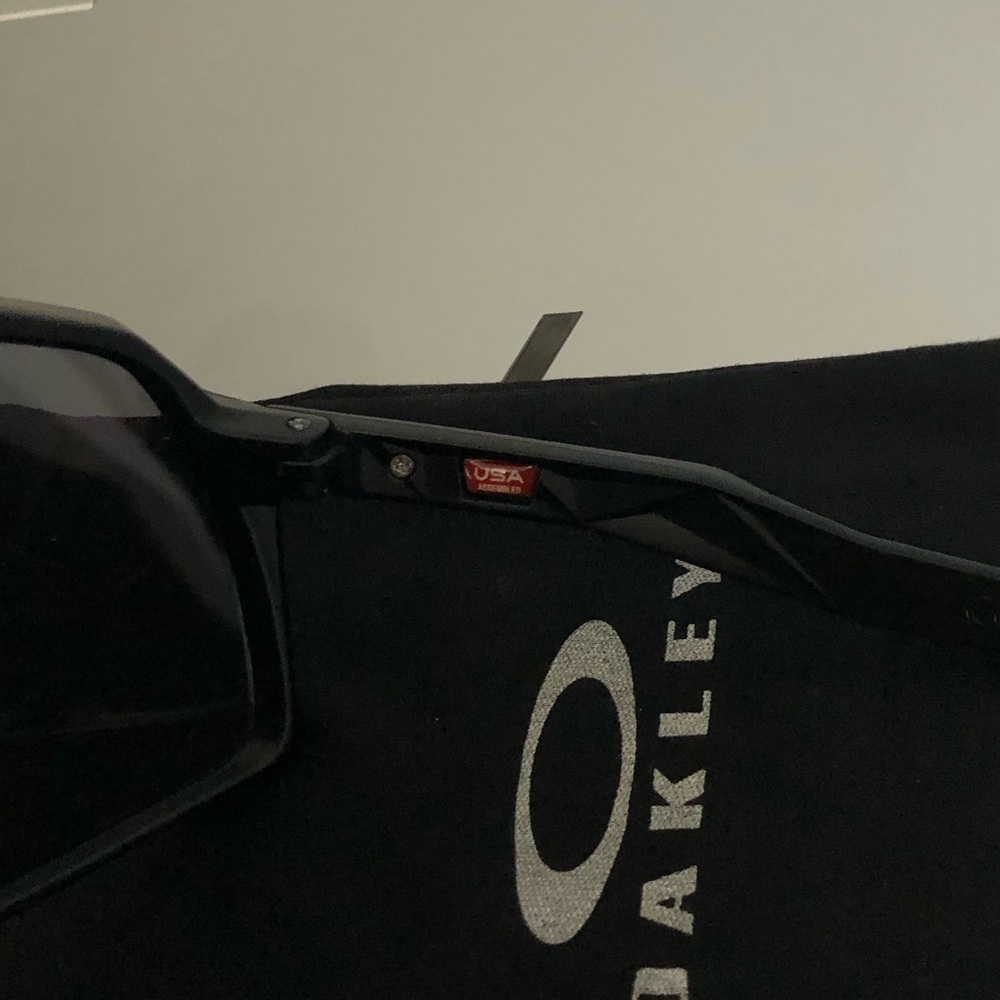Oakley Sutro Blue Reflective Sunglasses OO9406 - Picture 8 of 8